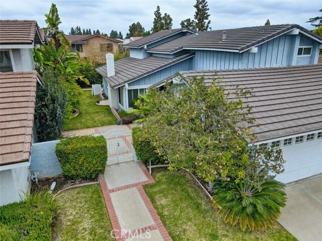 Building Photo - 8 Sparrowhawk