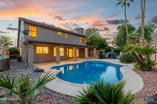 Building Photo - 16809 S 33rd Way