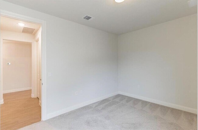 Building Photo - 218 Gulfton St