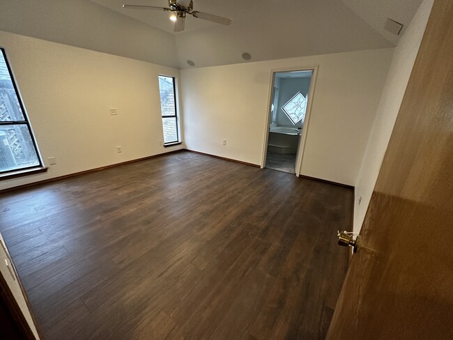 Master Bedroom - 4617 Normandy Lane