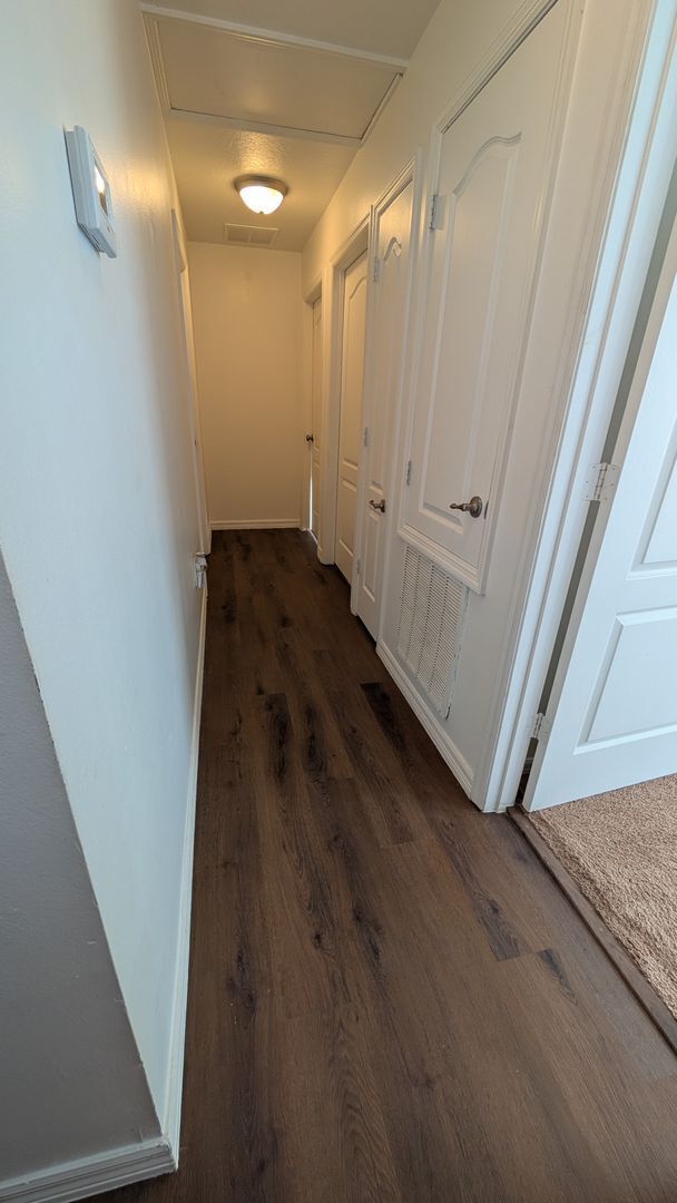 Building Photo - In the Heart of Down Town Orlando, 3 bedrooms house with lawn care service included