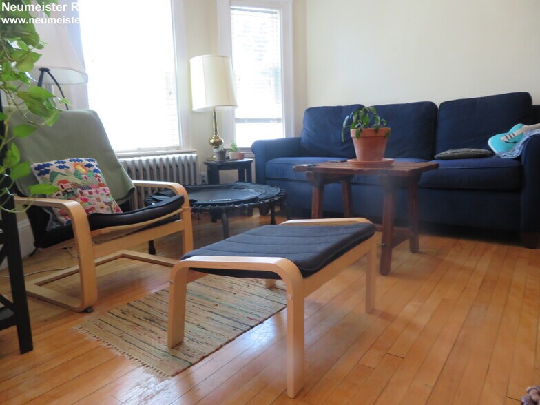 Building Photo - 95 Frederick Ave