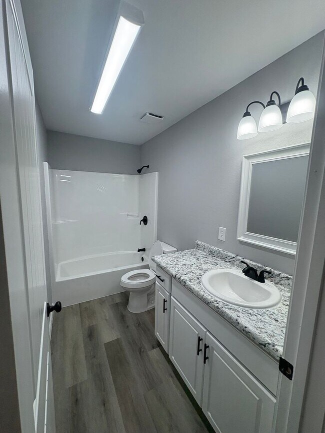 Building Photo - 3 Bed 2 Bath - New Construction Brick Homes