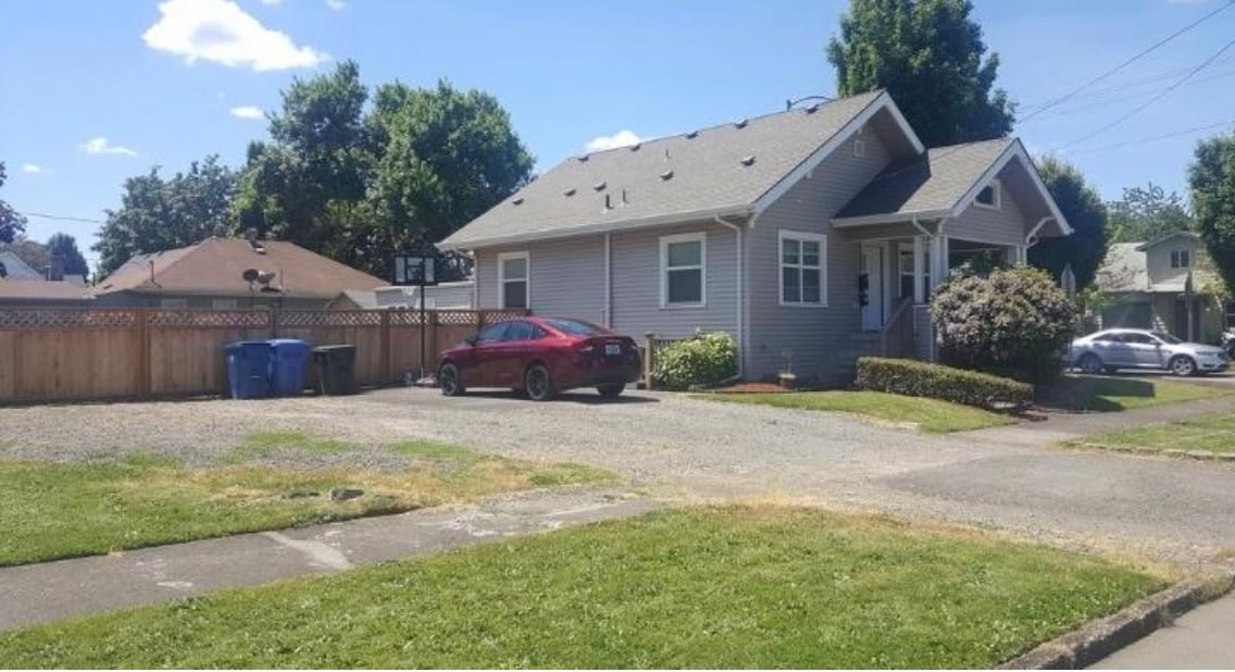 Building Photo - 360 Columbia St NE