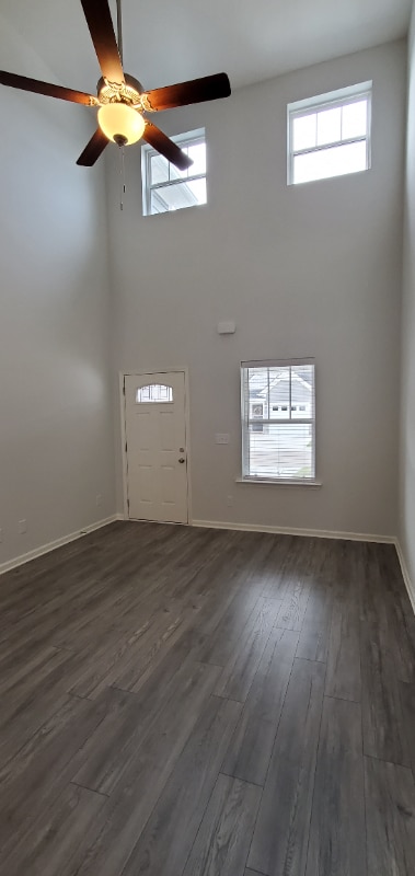 Building Photo - 211 Ruth Wy