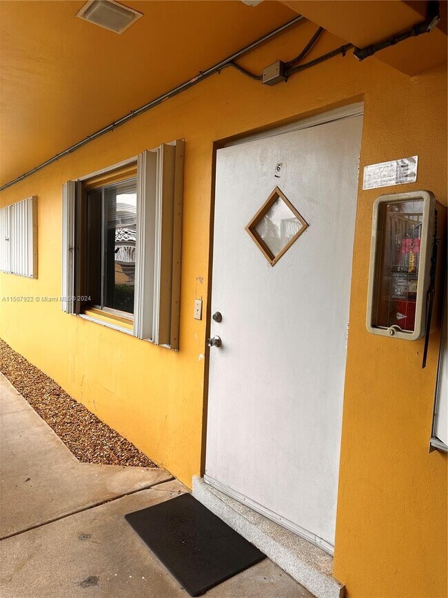 Building Photo - 3525 Polk St