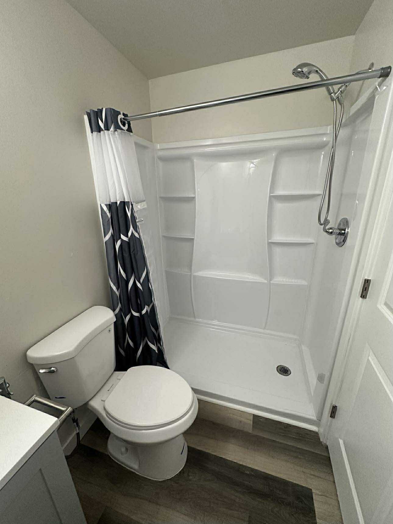 Building Photo - 4762 Voltaire St