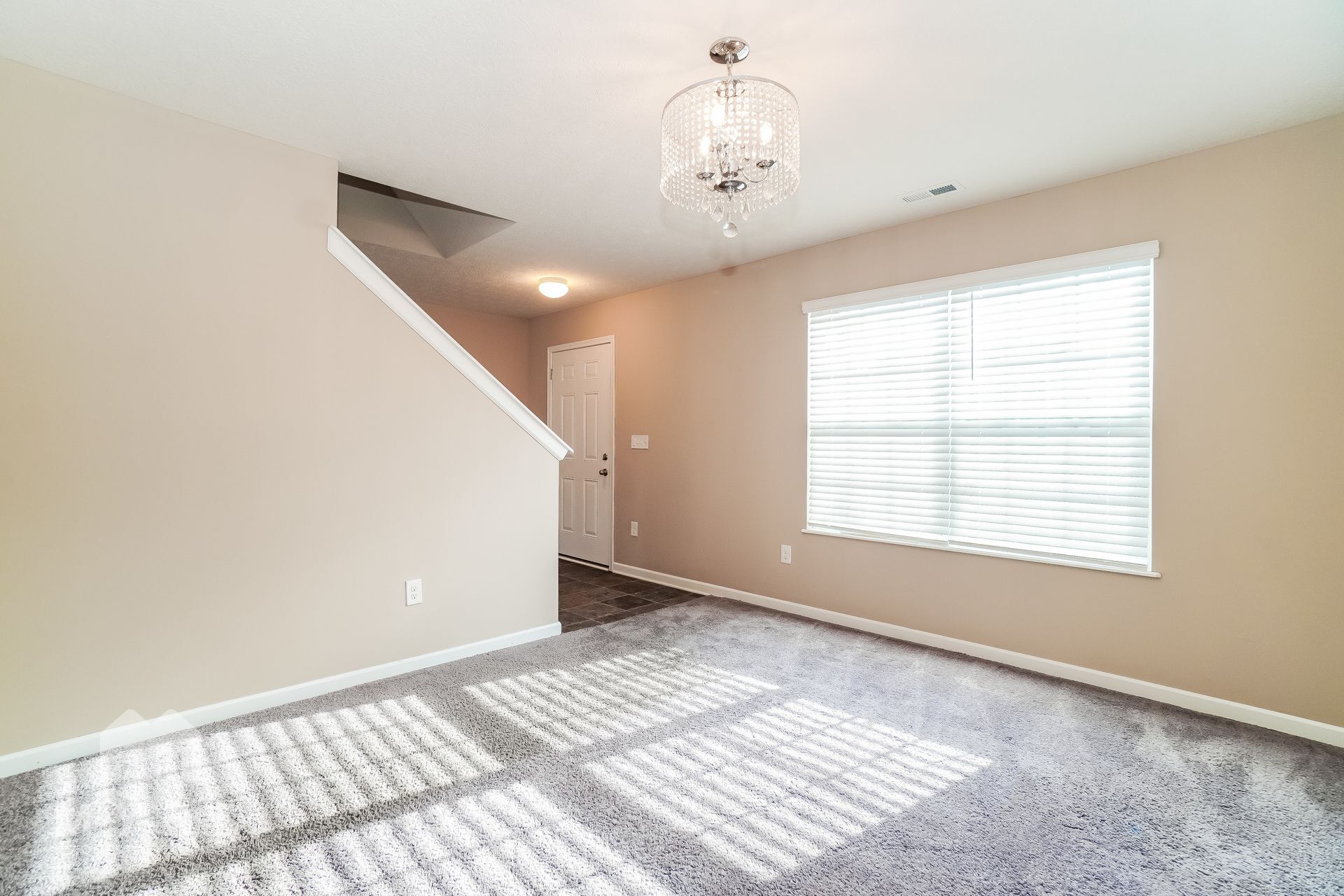 Building Photo - 5630 Branchville Dr