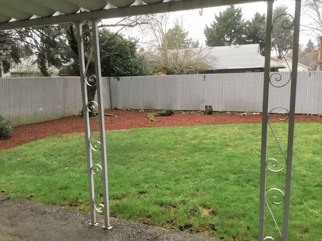 Building Photo - ONE LEVEL LIVING