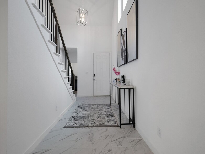 Building Photo - 3936 Mercedes Bend