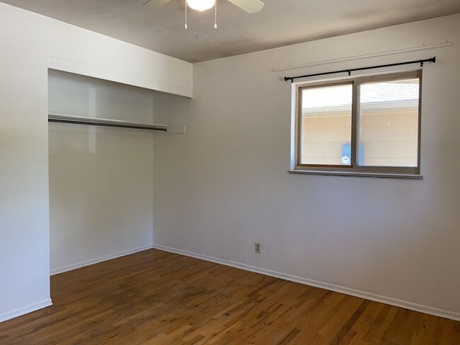 Building Photo - STUDENTS WELCOME! Sprawling Ranch Home w/ Large Fenced Yard