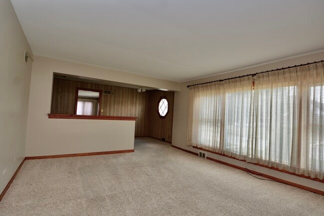 Building Photo - 819 N 17th Ave