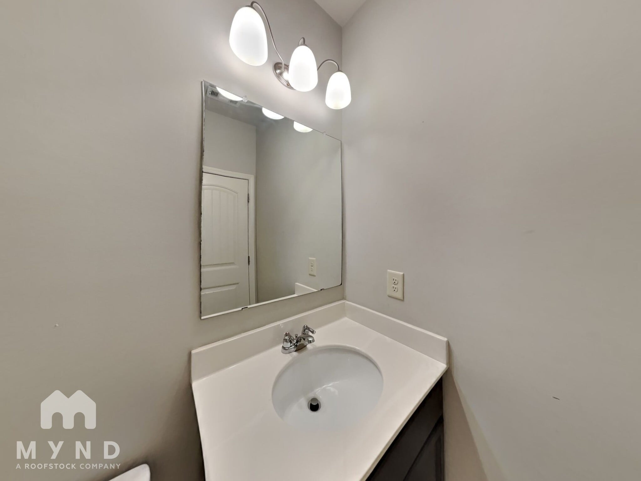 Building Photo - 5971 Wolf Creek Dr