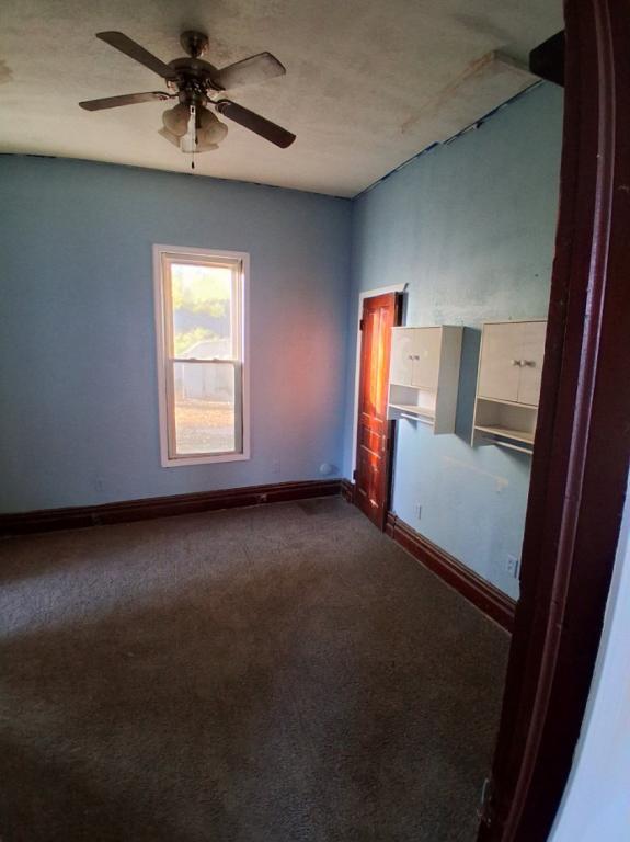 Building Photo - 526 Fairholm Ave