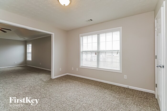 Building Photo - 155 Landon Way
