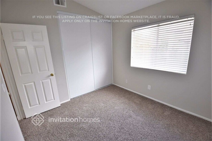 Building Photo - 27451 Echo Canyon Ct