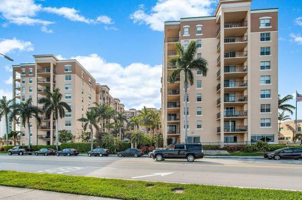 Building Photo - 1801 N Flagler Dr