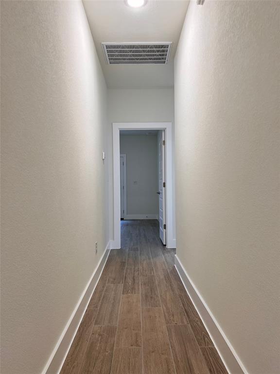 Building Photo - 442 Parkline Dr