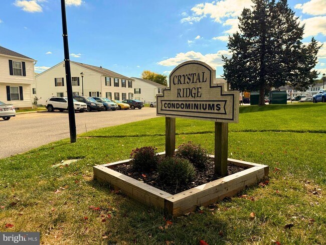 Building Photo - 5 Coliston Rd