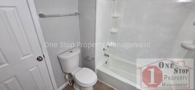 Building Photo - Beautiful 3 Bedroom 1 Bathroom in Independence!