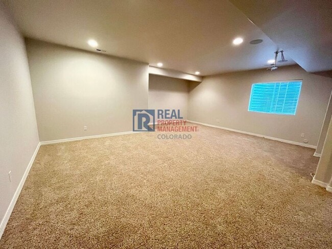 Building Photo - 10831 Fossil Dust Dr