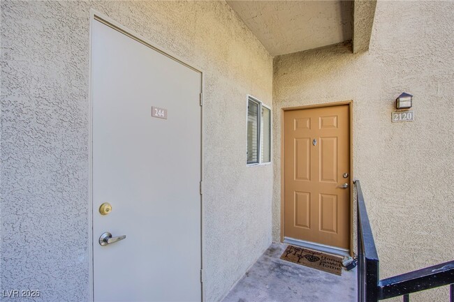 Building Photo - 4400 S Jones Blvd