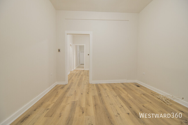 Building Photo - 1141 S Francisco Ave