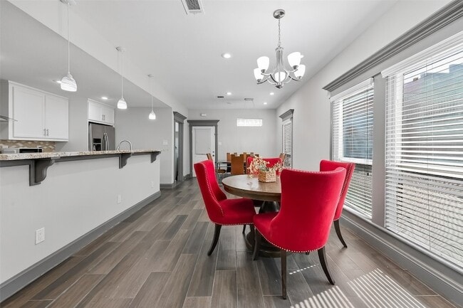 Building Photo - 11280 Braes Forest Dr