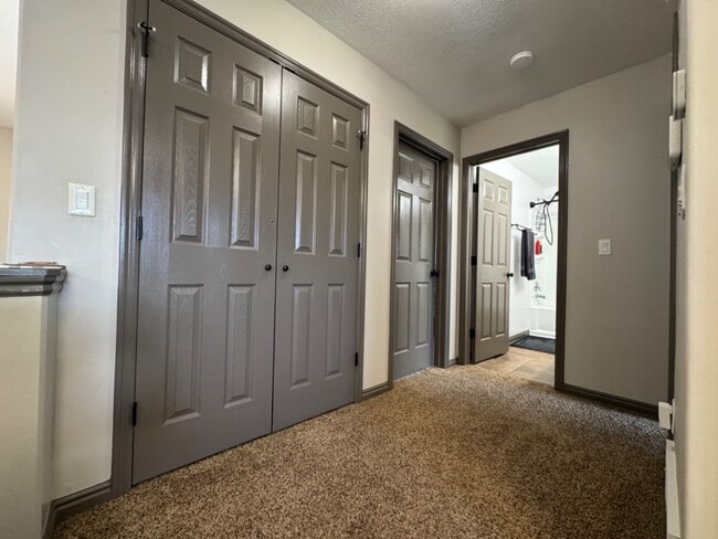 Building Photo - 3261 S 1500 W