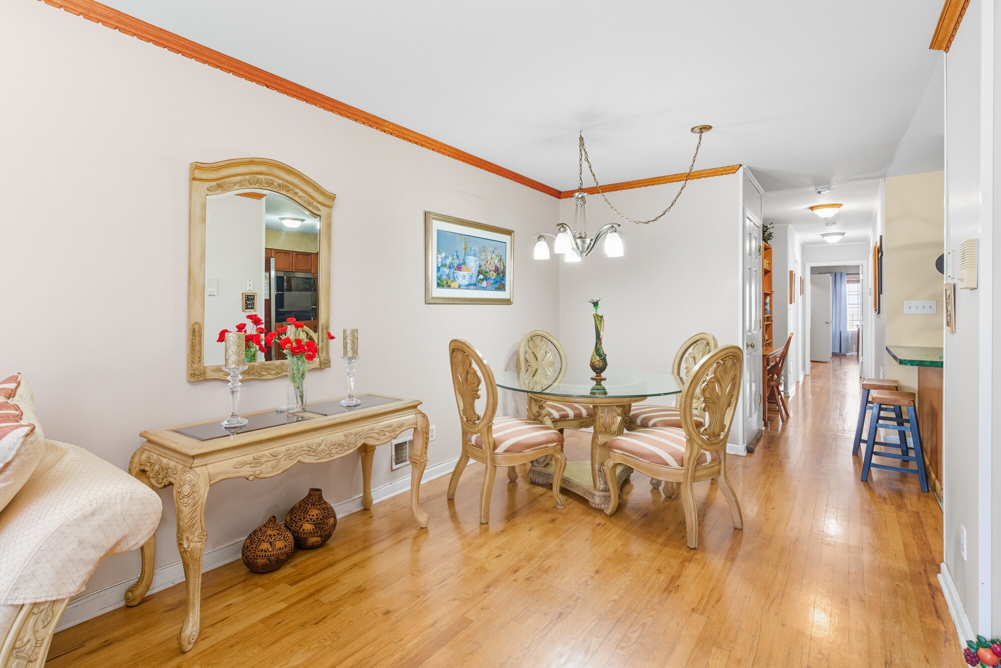 Dining Area - 283 Orange St