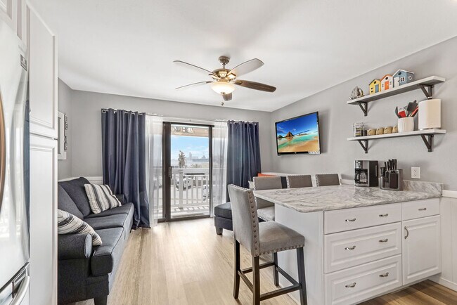 Building Photo - 3938 Surfside Blvd