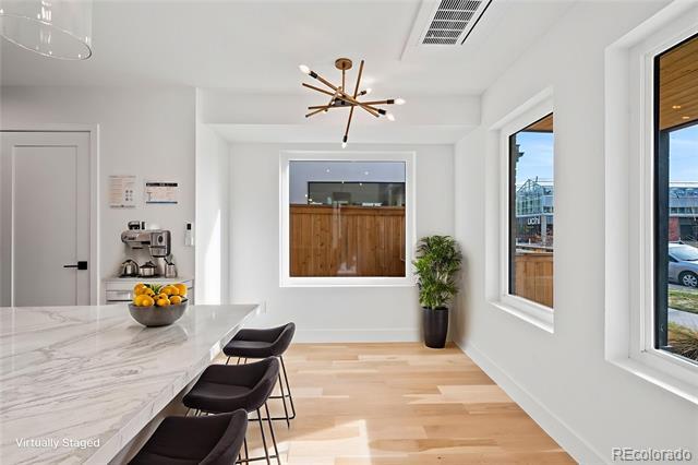 Building Photo - 2451 Lawrence St