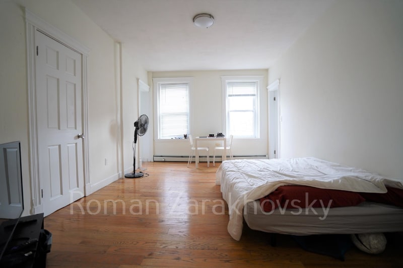 Building Photo - 74 Brainerd Rd