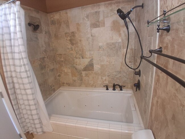 Building Photo - 3251 E Gislason Dr