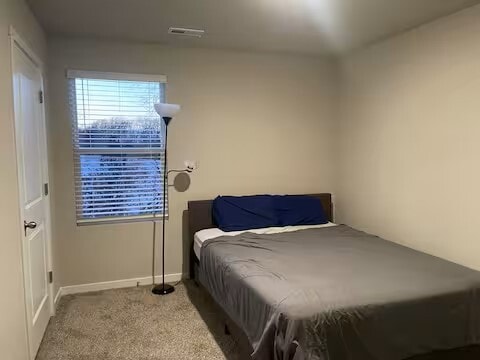 Building Photo - 4521 SE Ember Ln