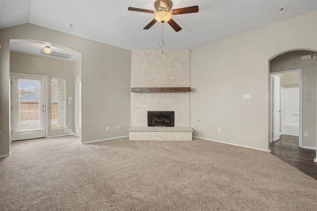 Building Photo - 360 Conroe Cir