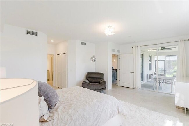 Building Photo - 5740 Oakmont Ct