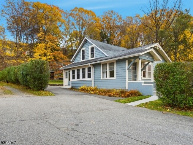 Building Photo - 1 Mountain Ave