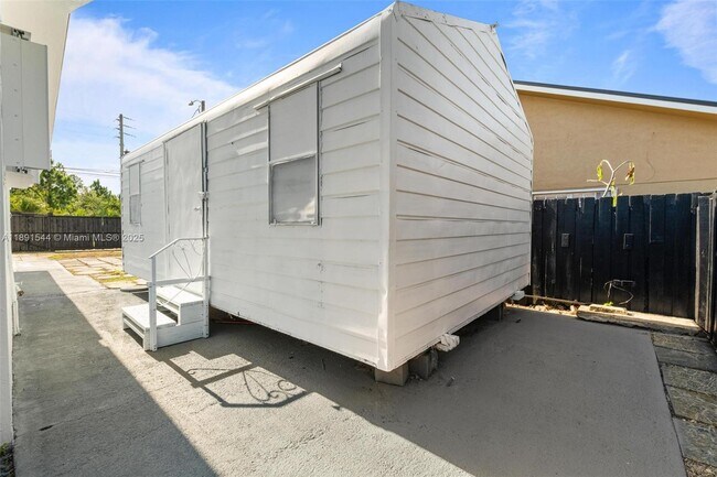 Building Photo - 13400 SW 182nd St