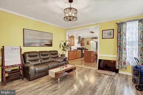 Building Photo - 511 E Main St