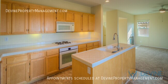 Building Photo - 42547 Drennon Ct