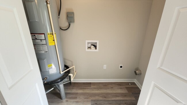 Building Photo - Totally Renovated Home