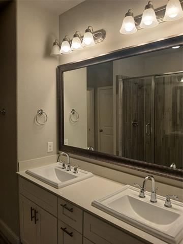 Building Photo - 6337 Fortuna Ln