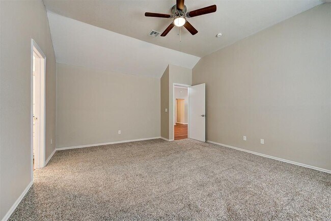 Building Photo - 1805 Lois Lynn Ln