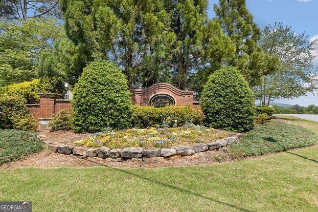 Building Photo - 4735 Watkins Wy