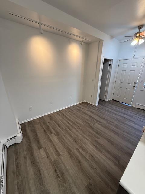 Building Photo - 2 Church St