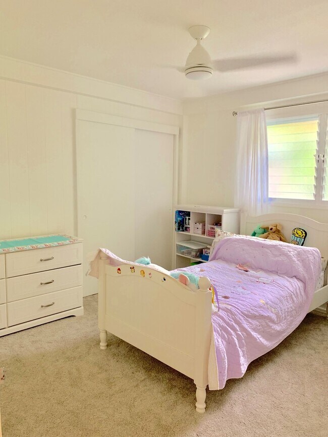 Building Photo - Beautiful Kailua home in Kaelepulu School ...