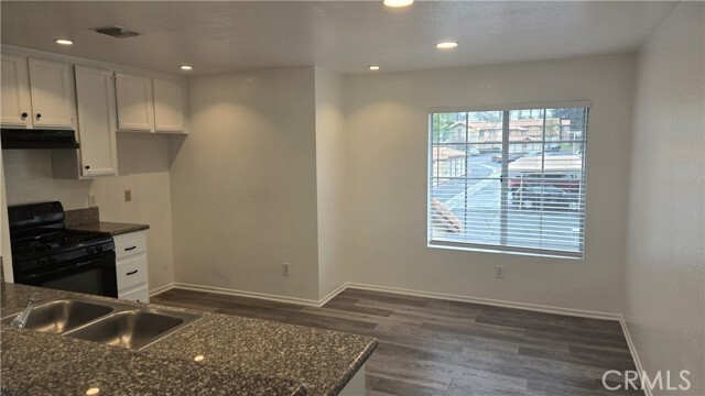 Building Photo - 1365 Crafton Ave
