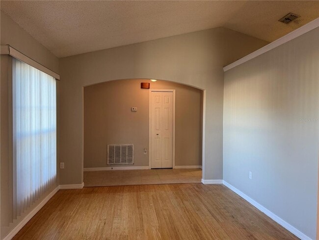 Building Photo - 375 Kaila Ct