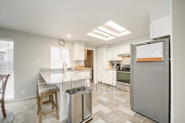 Building Photo - 9025 W Lorinda Dr